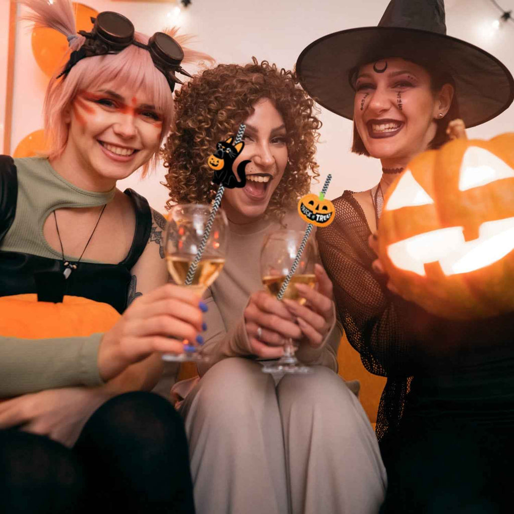 Halloween Paper Straws – 25 Pack, Ghost & Cat Prints