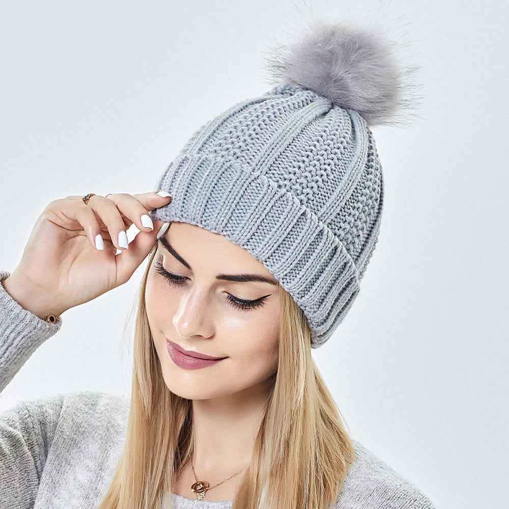 Skull-Print Knitted Beanie – Lined, Faux Fur Pom