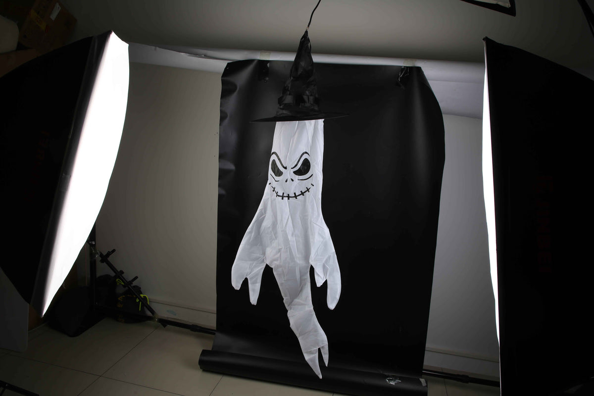 Halloween Ghost Windsocks & Witch Hats 4-Pack – LED