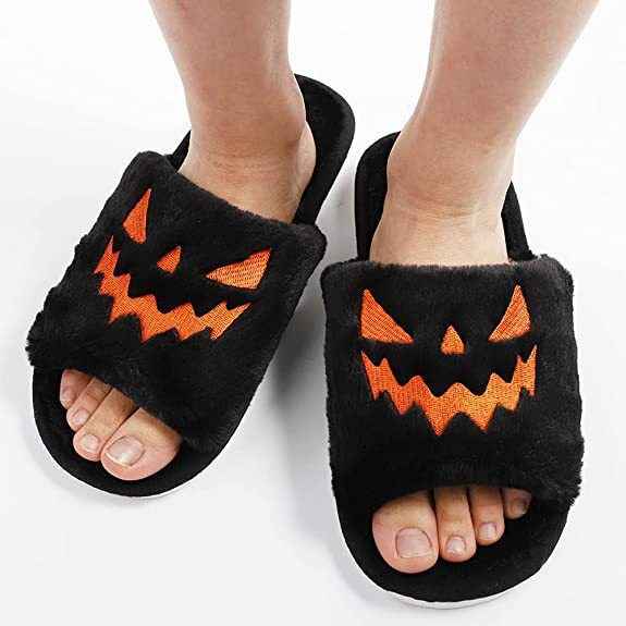 Halloween Slippers for Women – Warm Plush House Shoes